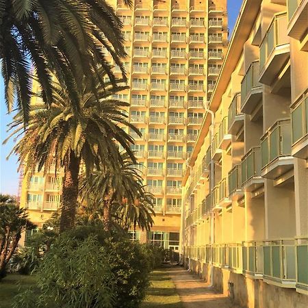 Amza Park Hotel 加格拉 外观 照片