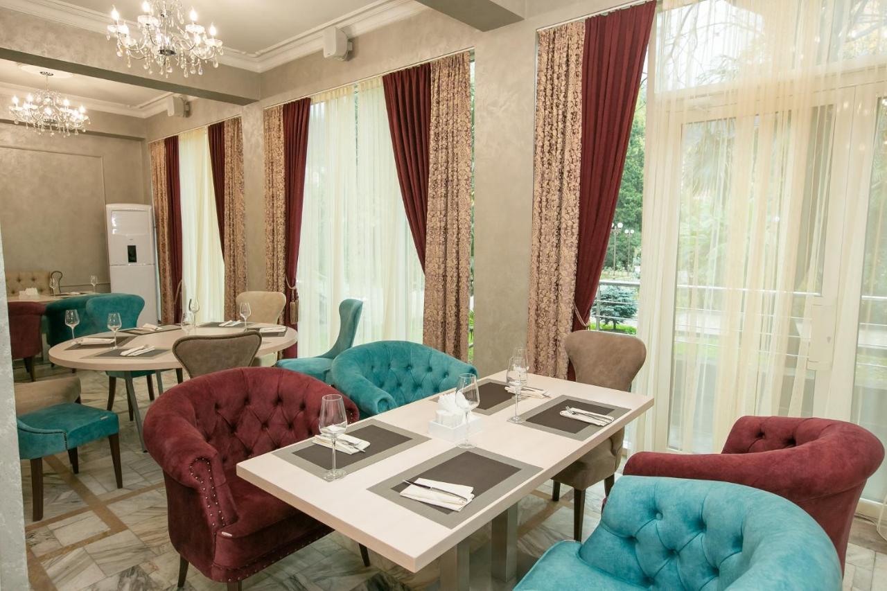 Amza Park Hotel 加格拉 外观 照片